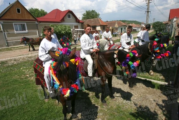 Tradiţii de Rusalii.