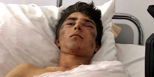 Razvan Solar a fost violat de prietenii de bautura. FOTO