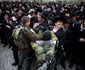 Mii de evrei ultraortodocşi au protestat în Israel şi au blocat joi mai multe autostrăzi reuters