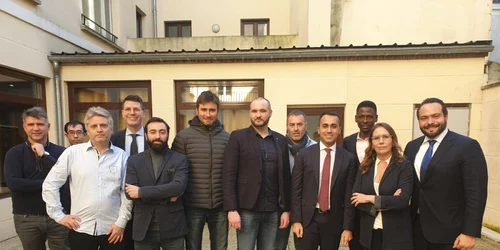 luigi di maio veste galbene