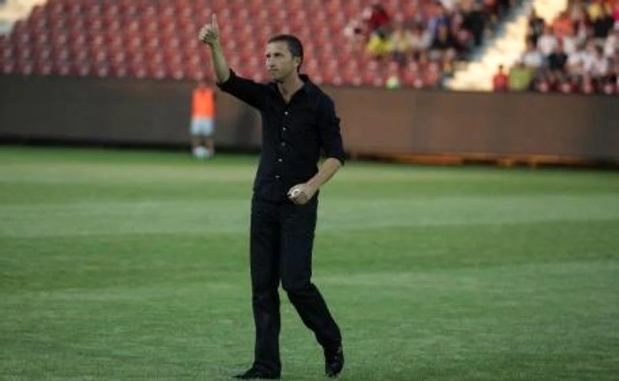 
    Mihai Stoica  