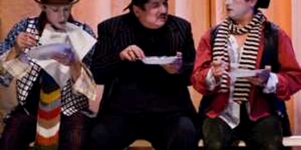 "Mincinosul" este a cincea premieră