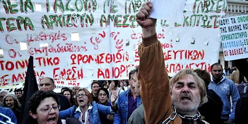 Protestatarii au ocupat în mai multe rânduri străzile Atenei