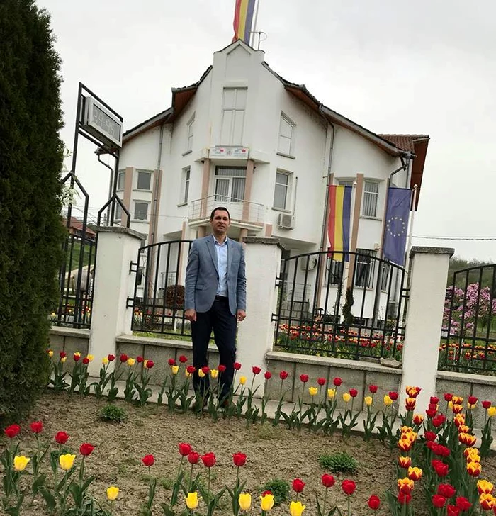 Tudor Oiță, primarul localității Negomirfoto:Click!