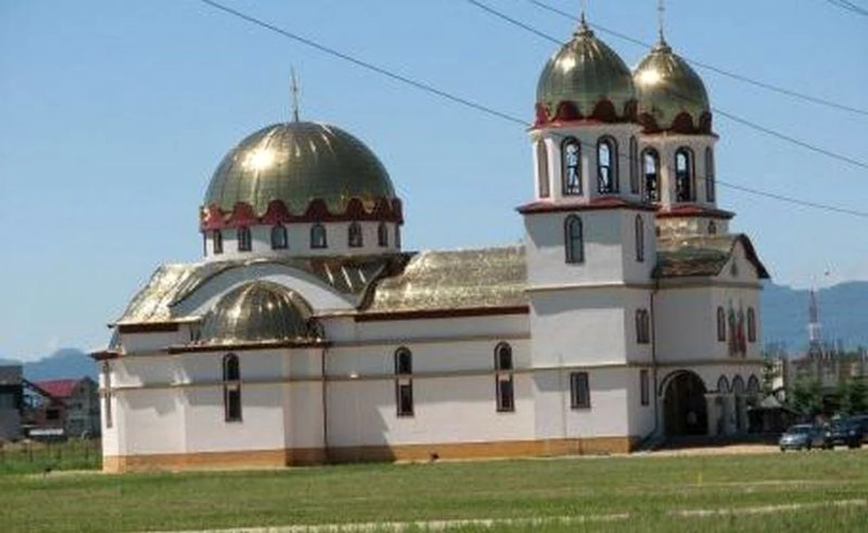 Biserica din Ghimbav sfidează criza Foto.Sebastian Dan