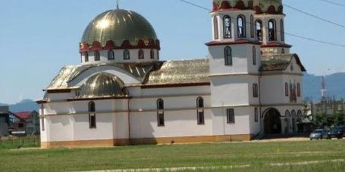 Biserica din Ghimbav sfidează criza Foto.Sebastian Dan
