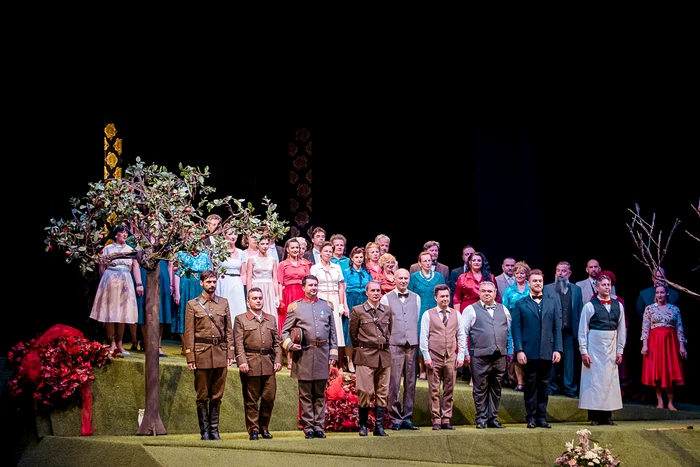 Aplauze. Foto Andrei Grigore / Opera Națională București