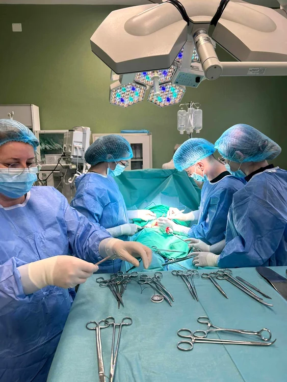 Echipa care a efectuat intervenția FOTO Spital Arad