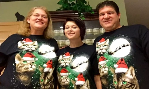 Pisicile îl iubesc pe Moş Crăciun, evident! jpeg