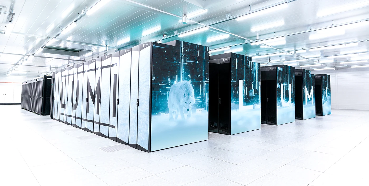 Supercomputerul LUMI din Finlanda.