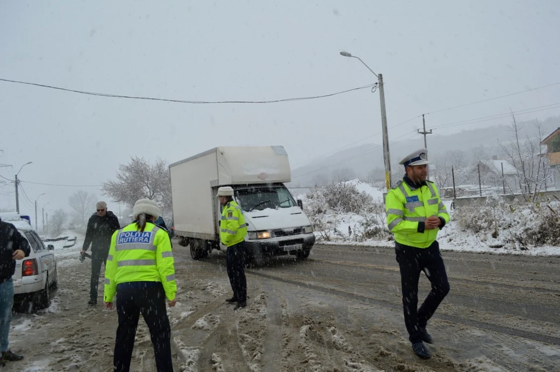 politisti rutiera drumuri iarna