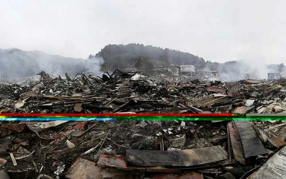 Foto: Reuters. Japonia face eforturi pentru a-şi reveni după dezastrul din 11 martie 