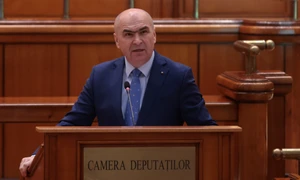 2025 12 02 Inquam Photos / George Calin  instant 2145 jpg