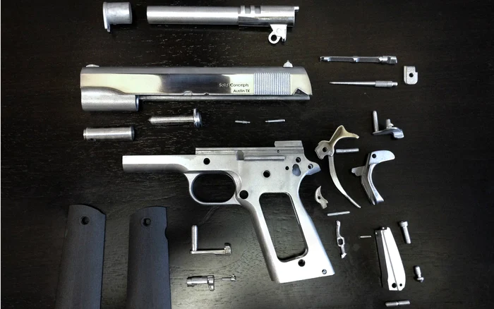Primul pistol printat 3D. Din metal. Şi e legal. FOTO Solid Concepts