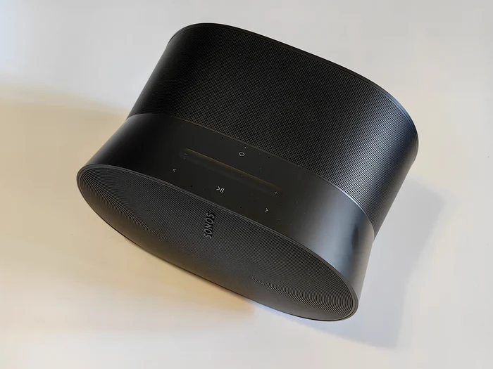 Boxă Sonos Era 300. FOTO Adrian Pogîngeanu