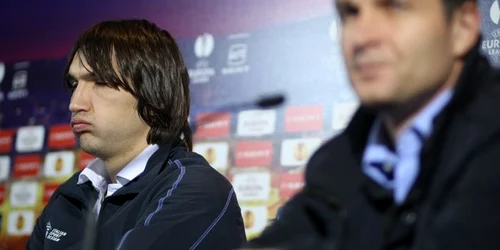 Dan Alexa a părut obosit la conferinţa de presă de la Zagreb