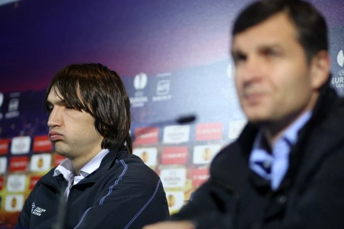 Dan Alexa a părut obosit la conferinţa de presă de la Zagreb