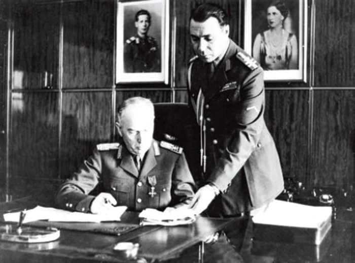 Mareșalul Ion Antonescu,  conducătorul statului român în perioada 5 septembrie 1940-23 august 1944