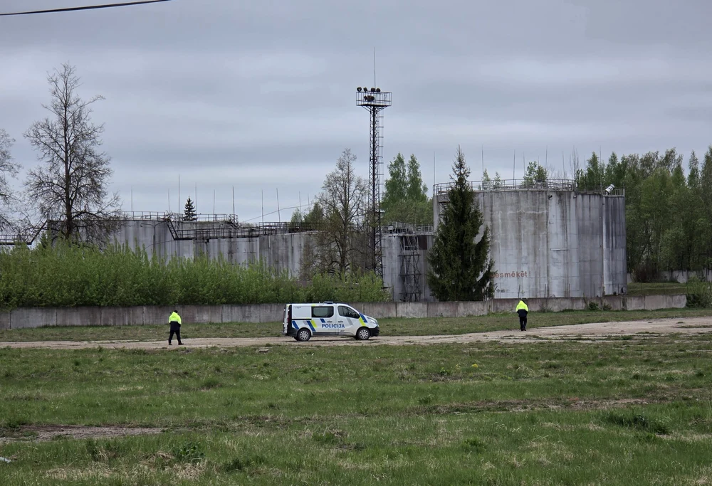 Dronele au avariat o instalație de stocare a petrolului FOTO X /  LETA Ziņas @letanewslv