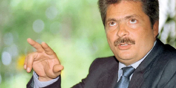 Sorin Ovidiu Vîntu, patronul trustului Realitatea-Caţavencu, nu mai crede în print 