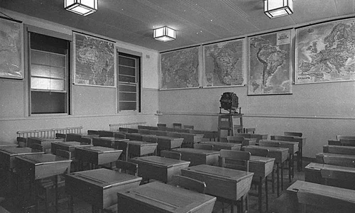 SLNSW 12743 Classroom Canberra High School jpg
