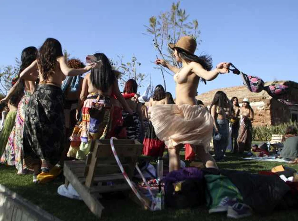 go topless day foto getty images/guliver splash 