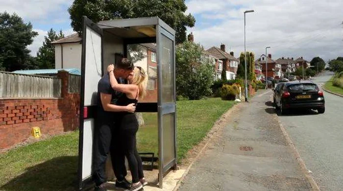 Britanicii au renunțat la orice inhibiție și au făcut sex sub privirile oripilate ale trecătorilorFoto: SWNS