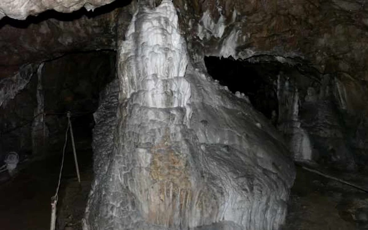 Peştera Muierii