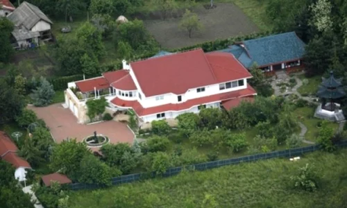 Domeniul lui Adrian Năstase de la Cornu se întinde pe circa 1,7 hectare jpeg