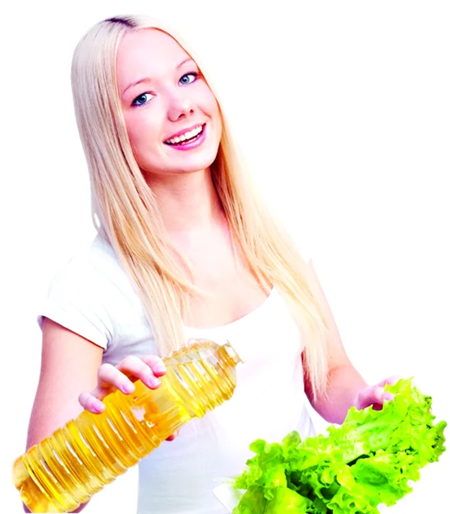 
    Românii sunt mari consumatori de ulei de floarea-soarelui  