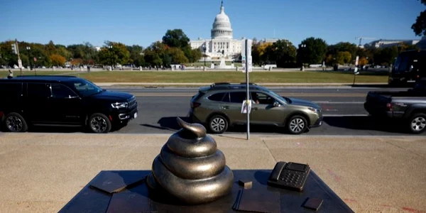 capitol statuie X mattreillyblog jpeg