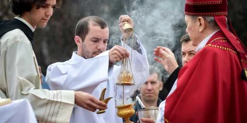 prcesiune florii 2015 biserica catolica bucuresti ioan robu foto mediafax andreea alexandru