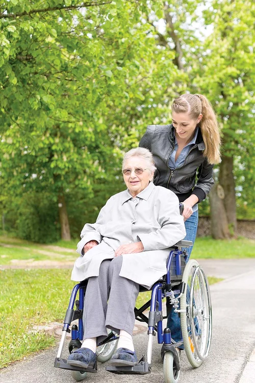 Aşteptăm întrebările dumneavoastră pe teme de sănătate la adresa de e-mail redacţie@click.ro, cu menţiunea “pentru dr. Cristian Buşoi”