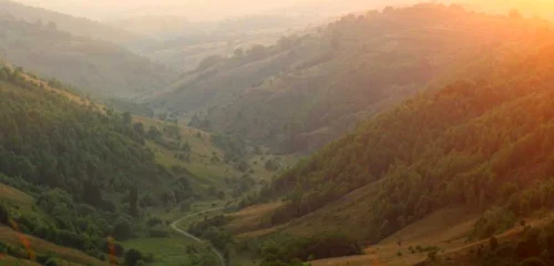 comuna bunila tinutul padurenilor foto daniel guta adevarul