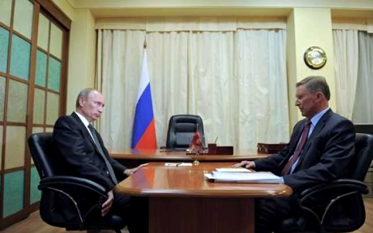 Vladimir V. Putin şi Serghei Ivanov