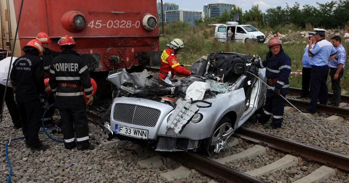Peste 700 de sancţiuni, după controale ale Poliţiei în zona trecerilor la nivel cu calea ferată FOTO Adevărul