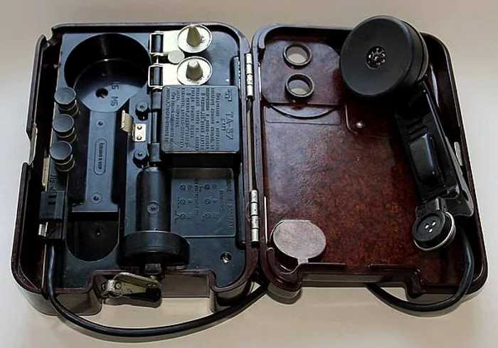 Telefon de campanie sovietic, cunoscut și sub numele de tapik/ FOTO:X