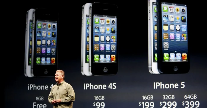 Phil Schiller, vicepreşedintele Apple, la prezentarea ultimului iPhone FOTO Reuters