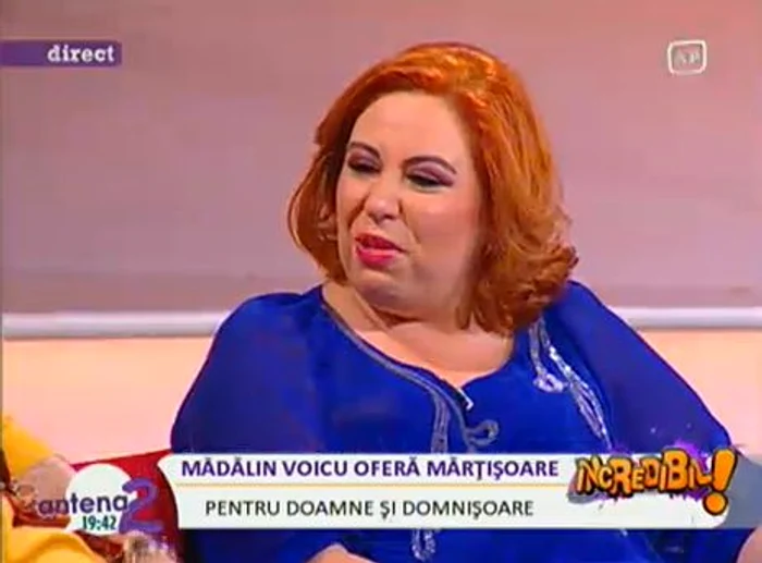 
    Oana Roman şi-a modificat look-ul  
