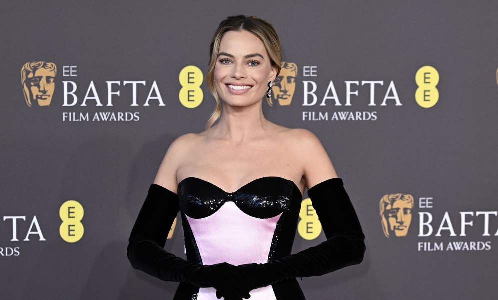 Cele mai frumoase ținute de la Premiile BAFTA 2024. Margot Robbie, „Barbie” și pe covorul roșu