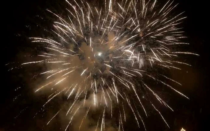 Un foc de artificii pentru noaptea de Revelion la Turnu Severin