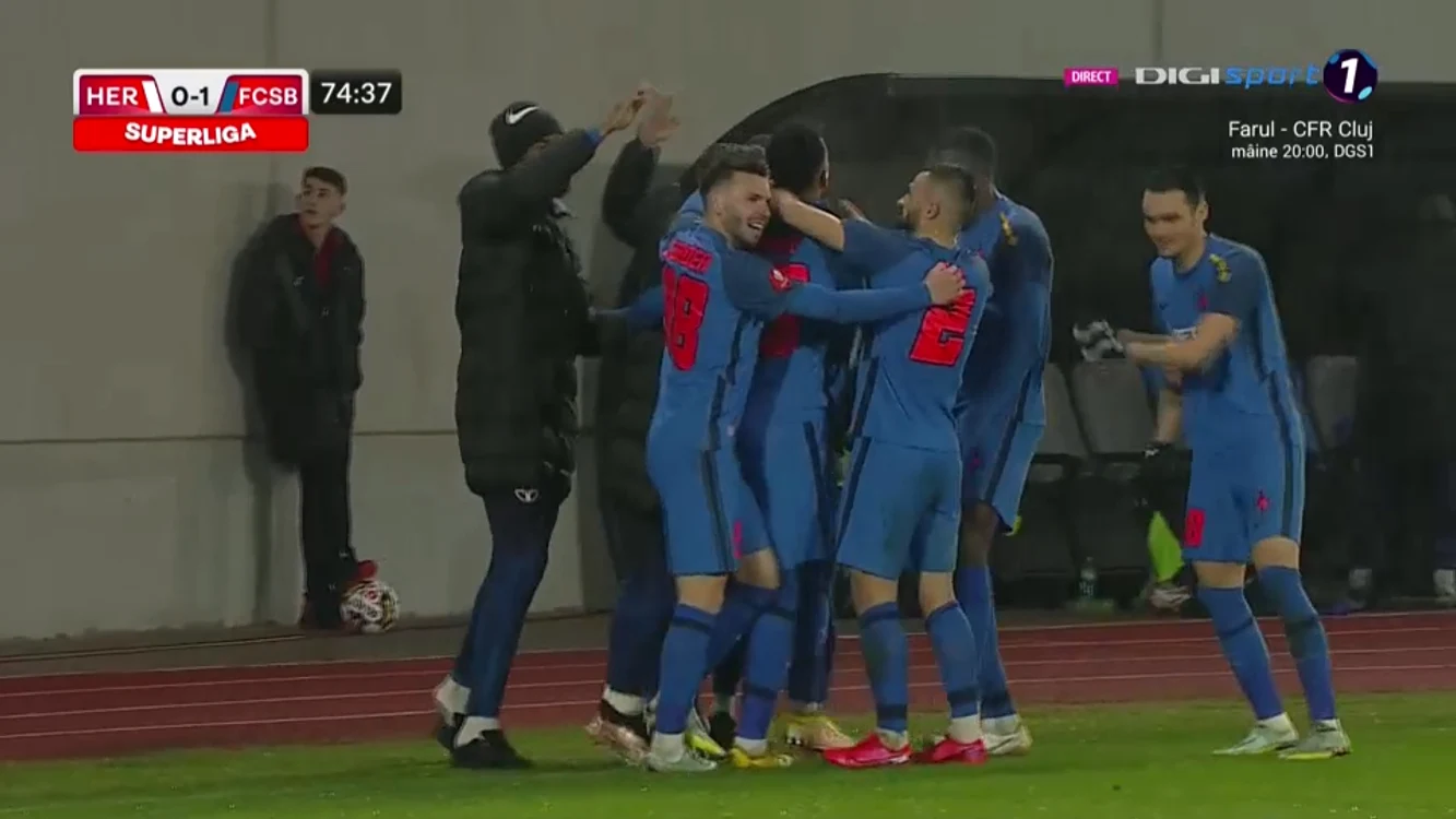 Bucurie în tabăra albastru-roșilor după faza golului. Foto: FCSB via Facebook