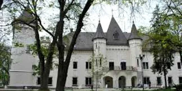 castelul karoly
