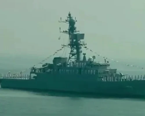 fregata iraniana scufundată de SUA foto captură video jpg