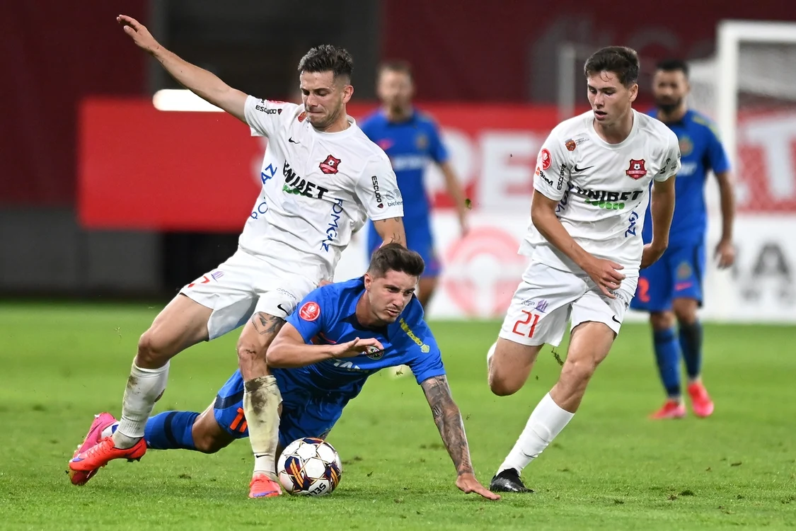 Sibienii se luptă pentru un loc în play-off (FOTO: Sportpictures)