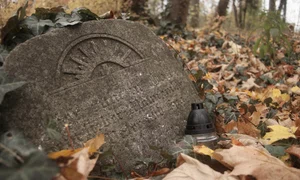kuba urbanowicz graves 3811651 jpg
