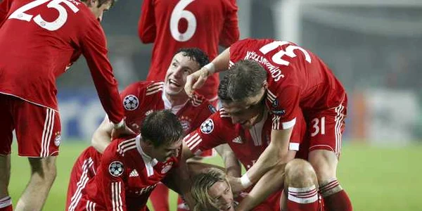 Bucuria jucătorilor de la Bayern, după marcarea celui de-al patrulea gol în poarta lui Juventus