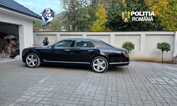Rețea de români, vizată de DIICOT după furturi și tâlhării în SUA