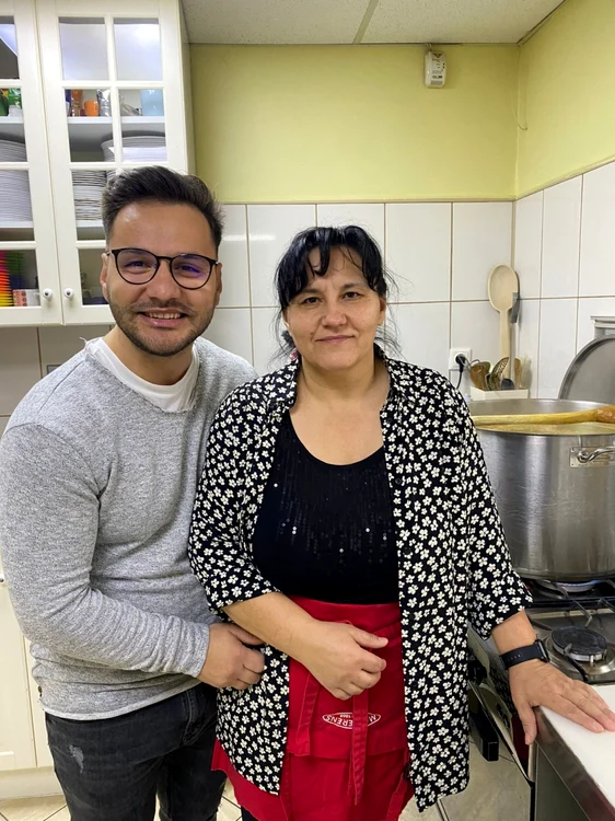 Cornelia, alături de Elisei, unul dintre cei trei fii ai săi FOTO I.S.
