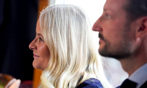 Prințesa Mette Marit în lacrimi și Prințul Haakon   profimedia 0947706614 jpg